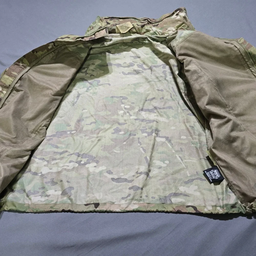 US Army ECWCS Gen III L5 Soft Shell Jacket Mens Large Long Multicam OCP FR